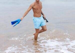 NEW BERMIES light swim trunks in golf floral